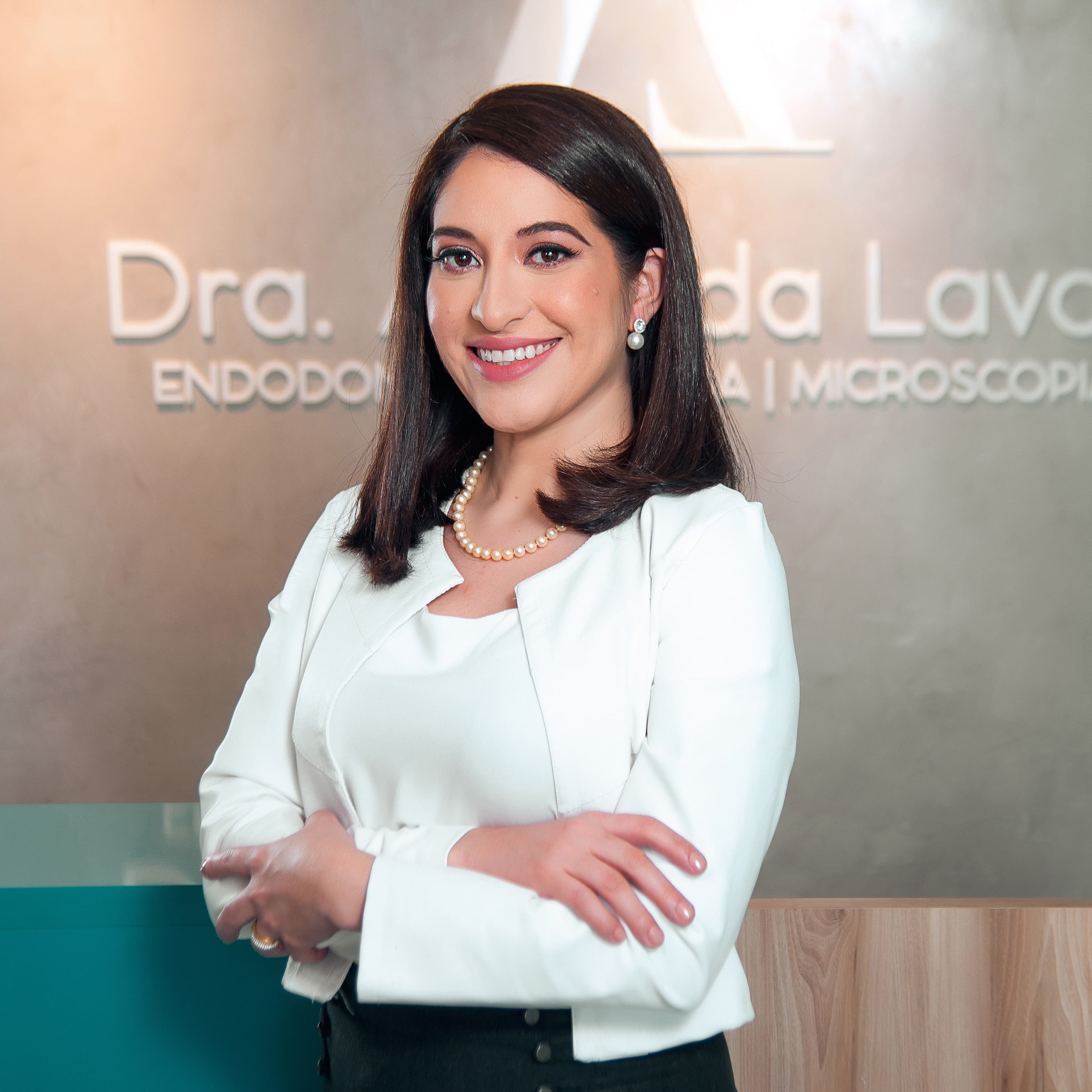 Profª. Mª. Amanda Lavor